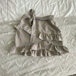 Cute ribbon ruffle mini skirt